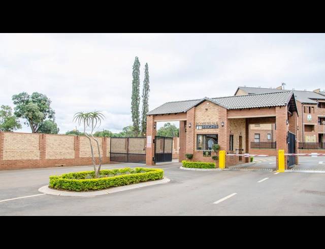 2 BEDROOM PROPERTY TO RENT IN OLYMPUS AH